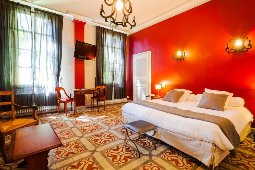 Auberge Du Pont Romain Sommières 部屋 写真