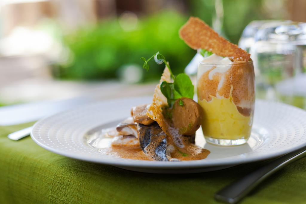 Auberge Du Pont Romain Sommières エクステリア 写真